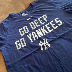 Nike New York Yankees T Shirt